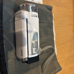 ビデオカメラ　エブリオGZ-HM199の画像