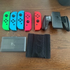 Nintendo Switchケース付き動作確認済みケース付きの画像