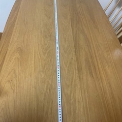 木製ダイニングテーブルセットの画像