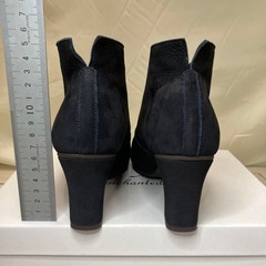 MODE ET JACOMO D'ICI スエード　黒　ショートブーツ　非対面取引可能の画像