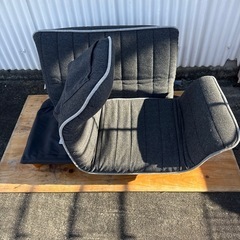 ニトリ カベンガタチェア アルバ ロビン｜肘付きオフィスチェア／リクライニング機能付き｜伊勢崎市宮子町の画像