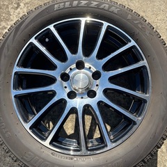 スタッドレスタイヤ 215/55r17 ブリヂストンVRX 4本 の画像