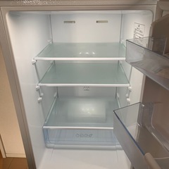 2025年製　Hisense 冷蔵庫162Lの画像