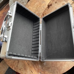 アタッシュケース　小さめ　　鍵なしの画像