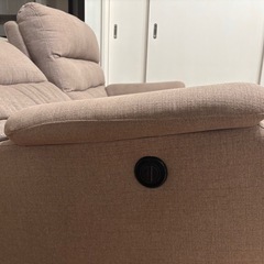 ニトリ　リクライニングソファ　電動　　の画像