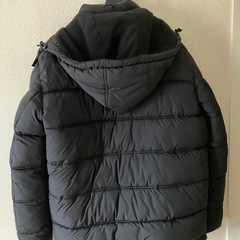 ダウンジャケット、男性Mサイズの画像