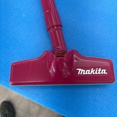 マキタ   充電式スティック掃除機  紙パック付きの画像