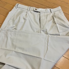 ユニクロ　スラックス　3本　の画像