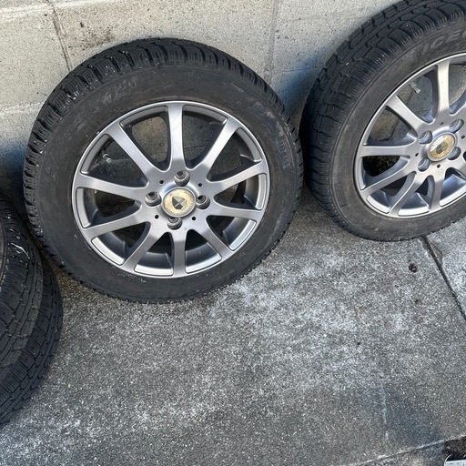 決まりました　PIRELIスタッドレスタイヤ÷アルミ4本セット　155/65R14 41/2J-100