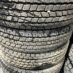軽トラ用スタッドレスタイヤ4本の画像