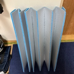 折りたたみ式、アルミマットの画像