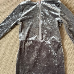 子ども服の画像