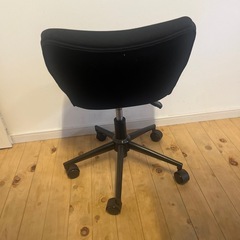 姿勢矯正のデスクチェアーの画像