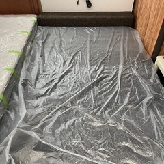 セミダブルベッドの画像