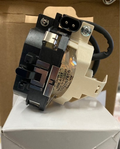 EPSON プロジェクター交換用ランプ　　ELPLP18 リサイクルショップ宮崎屋　佐土原店　26.4.3