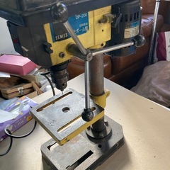 ボール盤　電動ドリルの画像