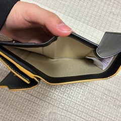 maruni 三つ折り財布の画像