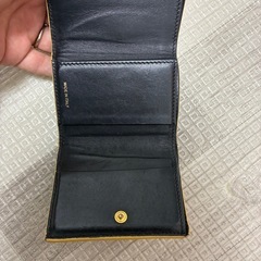 maruni 三つ折り財布の画像