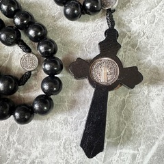 R4*《ブラックウッド》* 聖ベネディクトのロザリオ 十字架 アンティークカトリックの画像