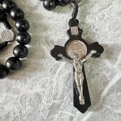 R4*《ブラックウッド》* 聖ベネディクトのロザリオ 十字架 アンティークカトリックの画像