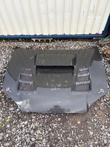 値下げしました　
インプレッサ gd　バリス　カーボンボンネット