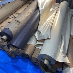 【急募】ビニール傘のような素材ですの画像