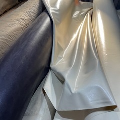 【急募】ビニール傘のような素材ですの画像