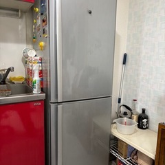 【無料でお譲りします】三菱電機256L冷蔵庫／送料買い手負担・郵送可
の画像