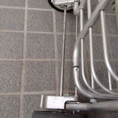 アルミショッピングカートの画像