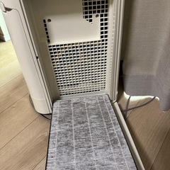SHARP シャープ 加湿空気清浄機 プラズマクラスター KC-G50-Wの画像