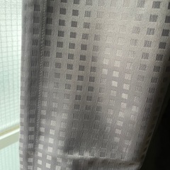 遮光カーテン　縦200×横100 4枚組の画像