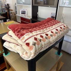 【超美品‼️】定価5,490円♪ ニトリ 190×190cm 正方形 コタツ用 掛け布団 掛ふとん Nウォーム 60~90cm角の天板対応 自然モチーフデザイン♪の画像