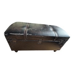 収納付きトランクチェア
の画像