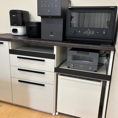 パモウナ食器棚の画像