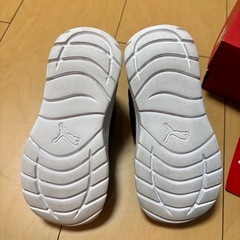 PUMA キッズ　靴　14cmの画像