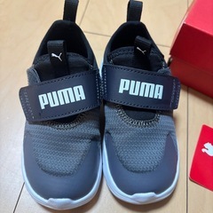 PUMA キッズ　靴　14cmの画像