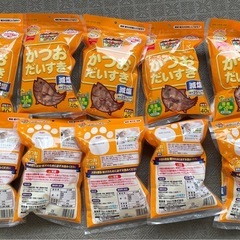 猫用品いろいろの画像