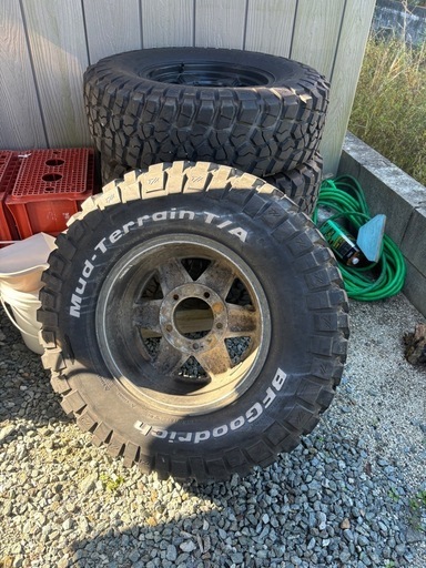 BFGoodrich 16インチオフロードタイヤ
