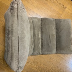 座椅子　角度変えられますの画像