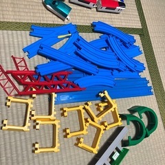 E7系新幹線の立体レールセット　一時停止中の画像