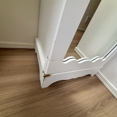 本棚・鏡の画像