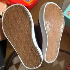 POLOの子供靴の画像