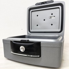 【中古品】Sentry 耐火 金庫 セントリーファイヤー 鍵2本付き H2100 耐水 保管庫の画像