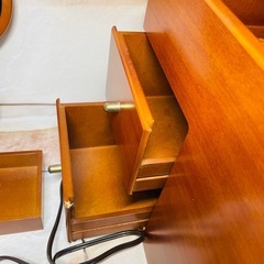 木製メイクボックス 3面鏡 コンセント付き 化粧箱の画像