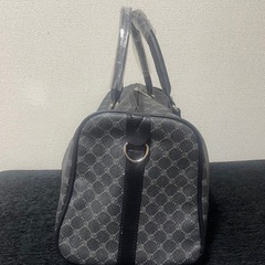 黒色　洒落たハンドバックの画像