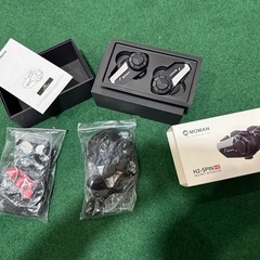 ほぼ新品　最新バイク用インカム MOMAN H2S デュアルセットの画像