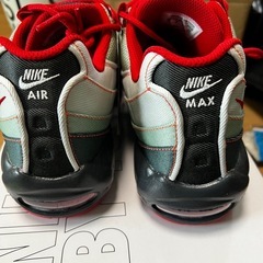 ★世界で一つのカラー★NIKE AIR MAX 95 solar red 系　NIKE BY YOU カスタムオーダーカラー★の画像