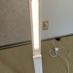 卓上ライトの画像