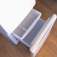 冷蔵庫　137L　2ドア　シャープ　SJ-D14E-W　リユース品　価格　22,800円の画像