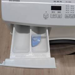 ジモティー割引🏷️【ジャングルジャングル岸和田和泉インター店】洗濯機 ｱｲﾘｽｵｰﾔﾏ  ﾄﾞﾗﾑ式洗濯機   家電 和泉市 堺市 岸和田市 泉大津市 高石市 泉北郡熊取町の画像